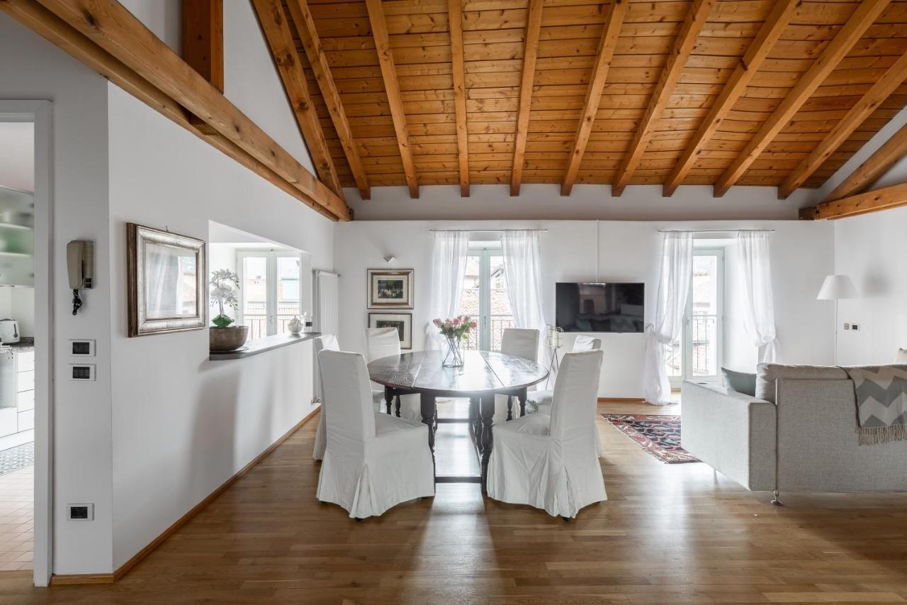 A Casa Nuccia Mansarda By Holiday Solutions Como Eksteriør billede