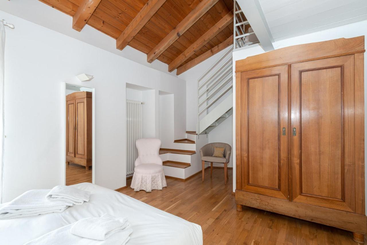 A Casa Nuccia Mansarda By Holiday Solutions Como Eksteriør billede