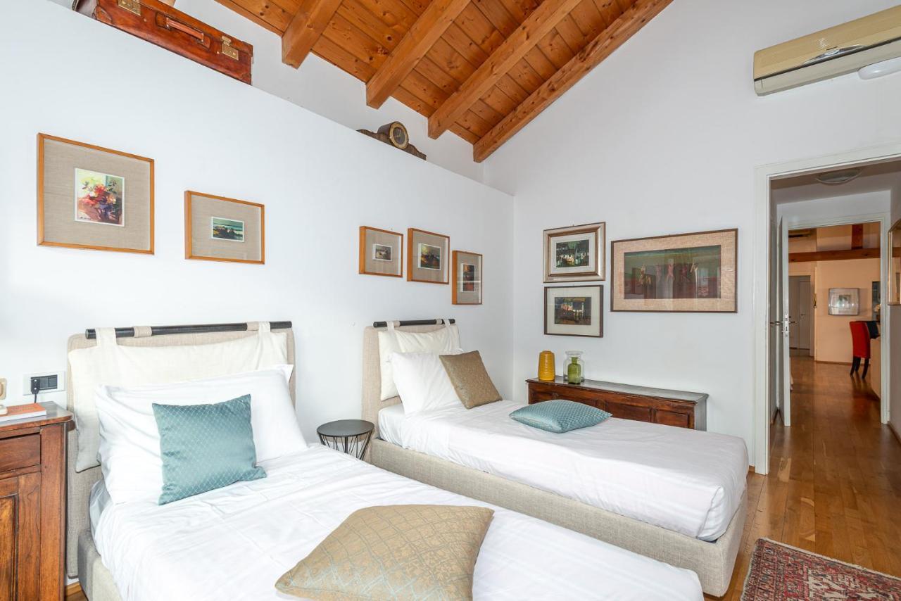 A Casa Nuccia Mansarda By Holiday Solutions Como Eksteriør billede